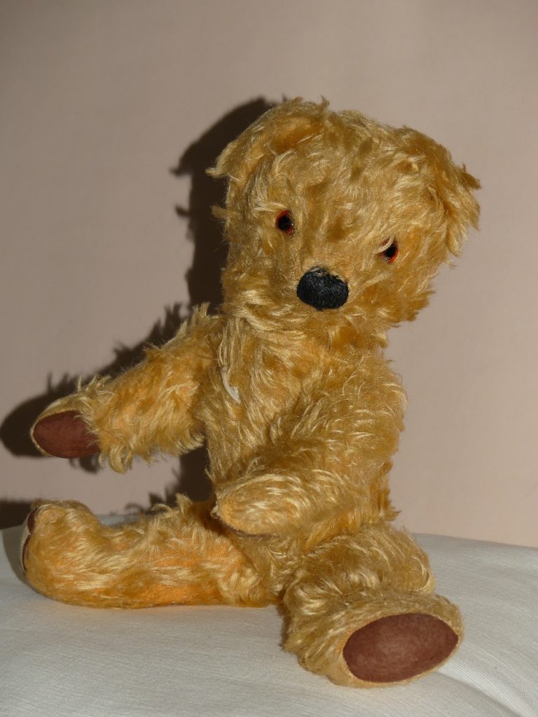 antique stuffed bears